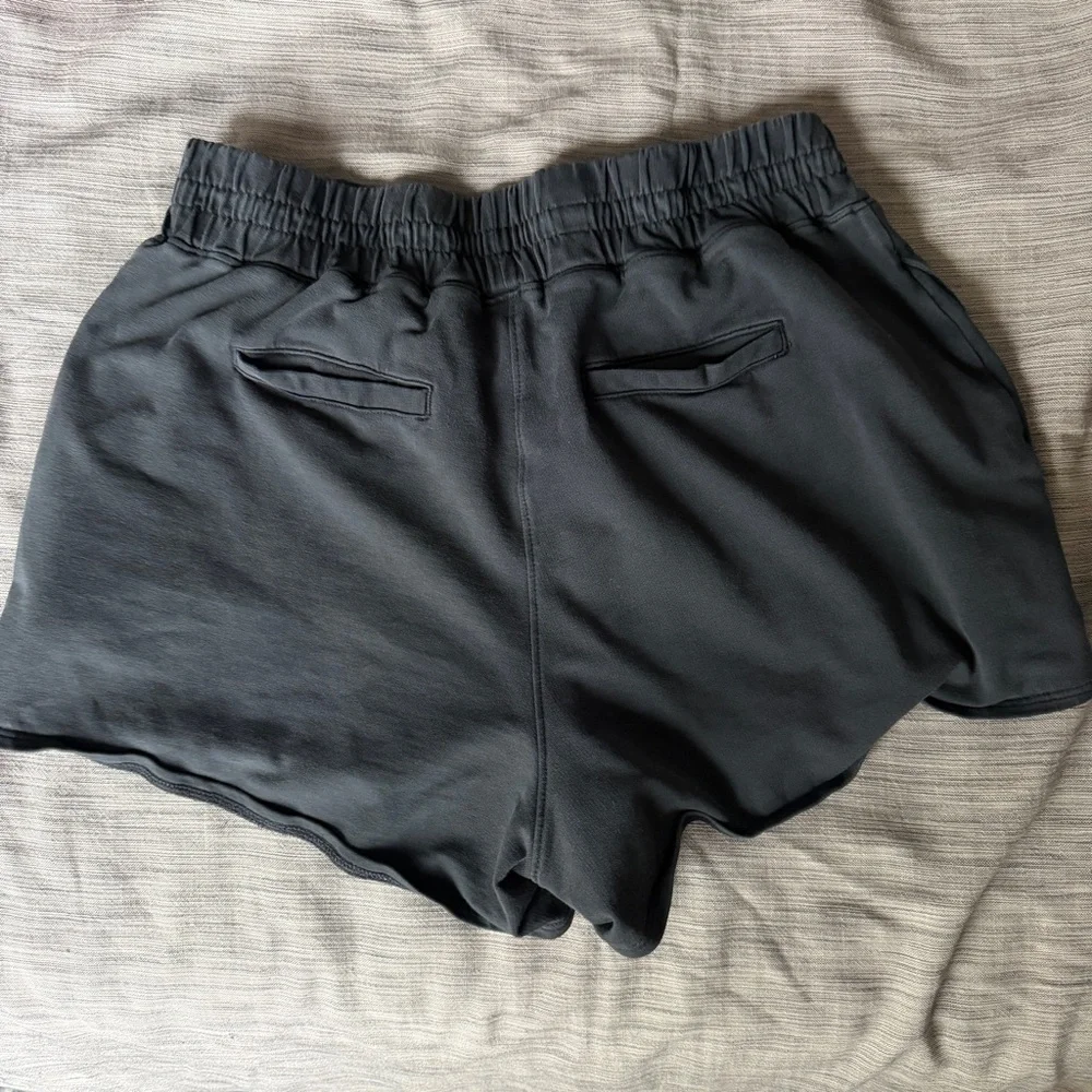 Richer Poorer Woman’s Terry Sweatshort Size XS